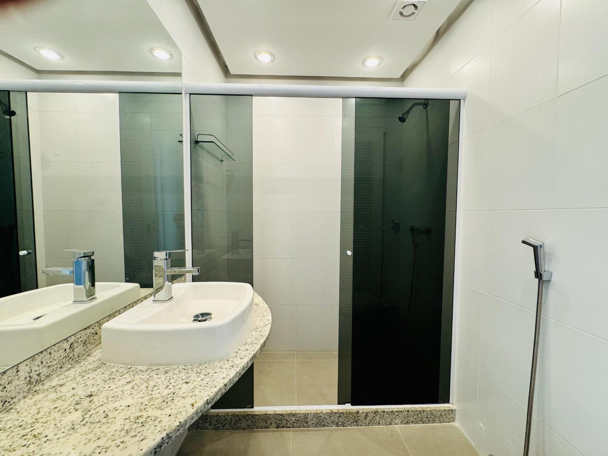 Ipanema Novo, Amplo 3 Quartos - Besthostrio Apartemen
